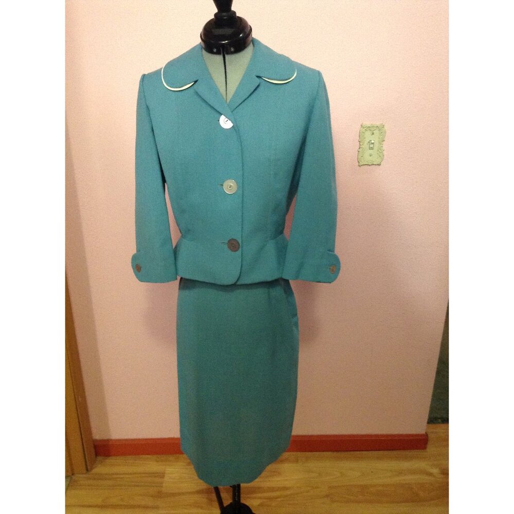 Vintage 1950s '50s New Look Peplum Nipped-Waist Skirt Suit Lightweight